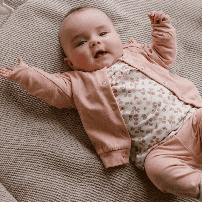 dirkje meisjes baby longsleeve vest broek oudroze set dirkje meisjes baby longsleeve vest broek oudroze set - Afbeelding 2
